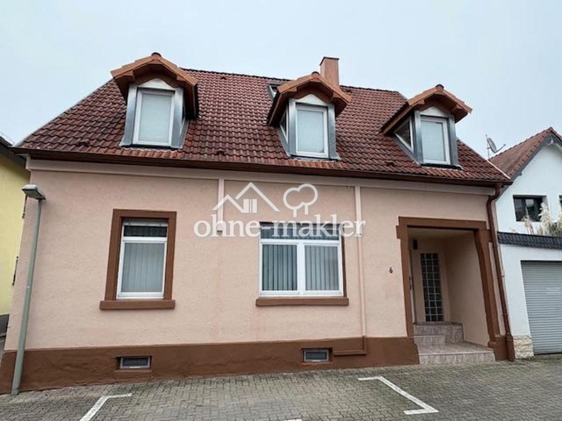 Straßenansicht Haus