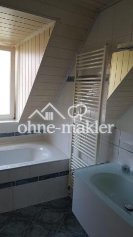 Badezimmer OG mit Wanne