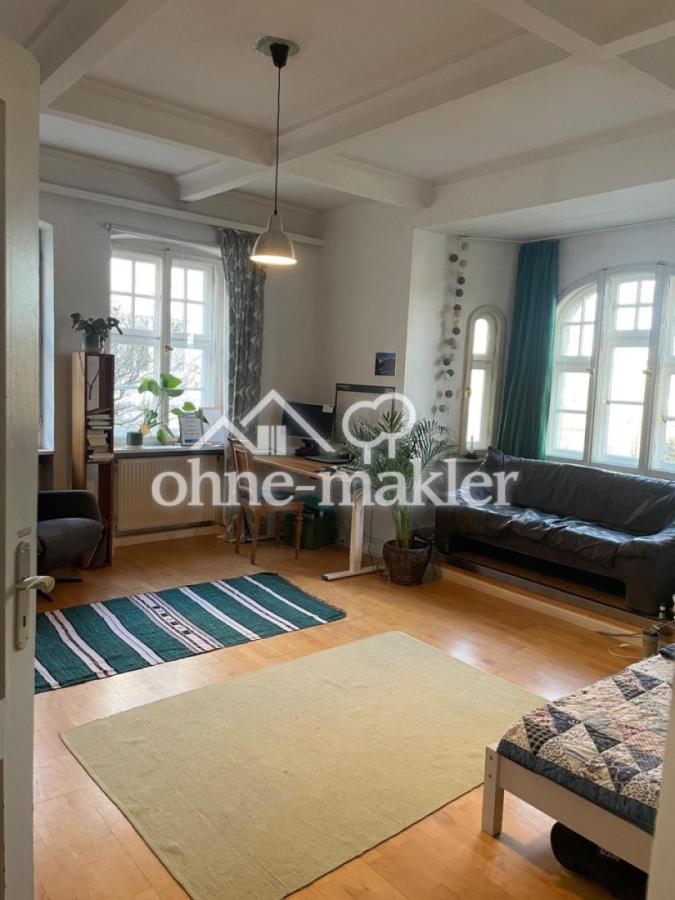 Großes Zimmer mit Flussblick