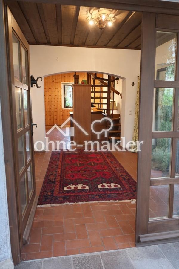 EG - Diele Eingang  (9,9 m²)