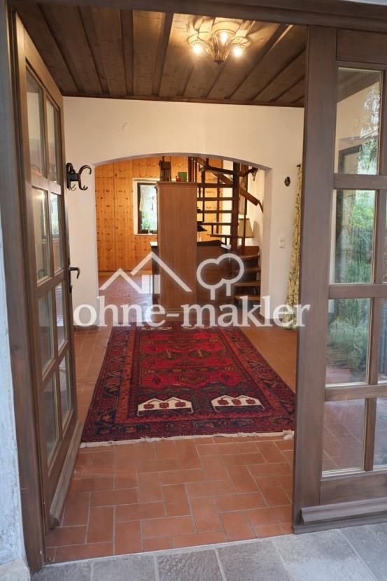 EG - Diele Eingang  (9,9 m²)