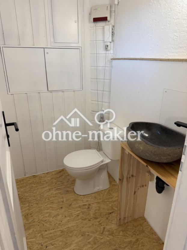 Gebäude 2: Gäste WC 1/2