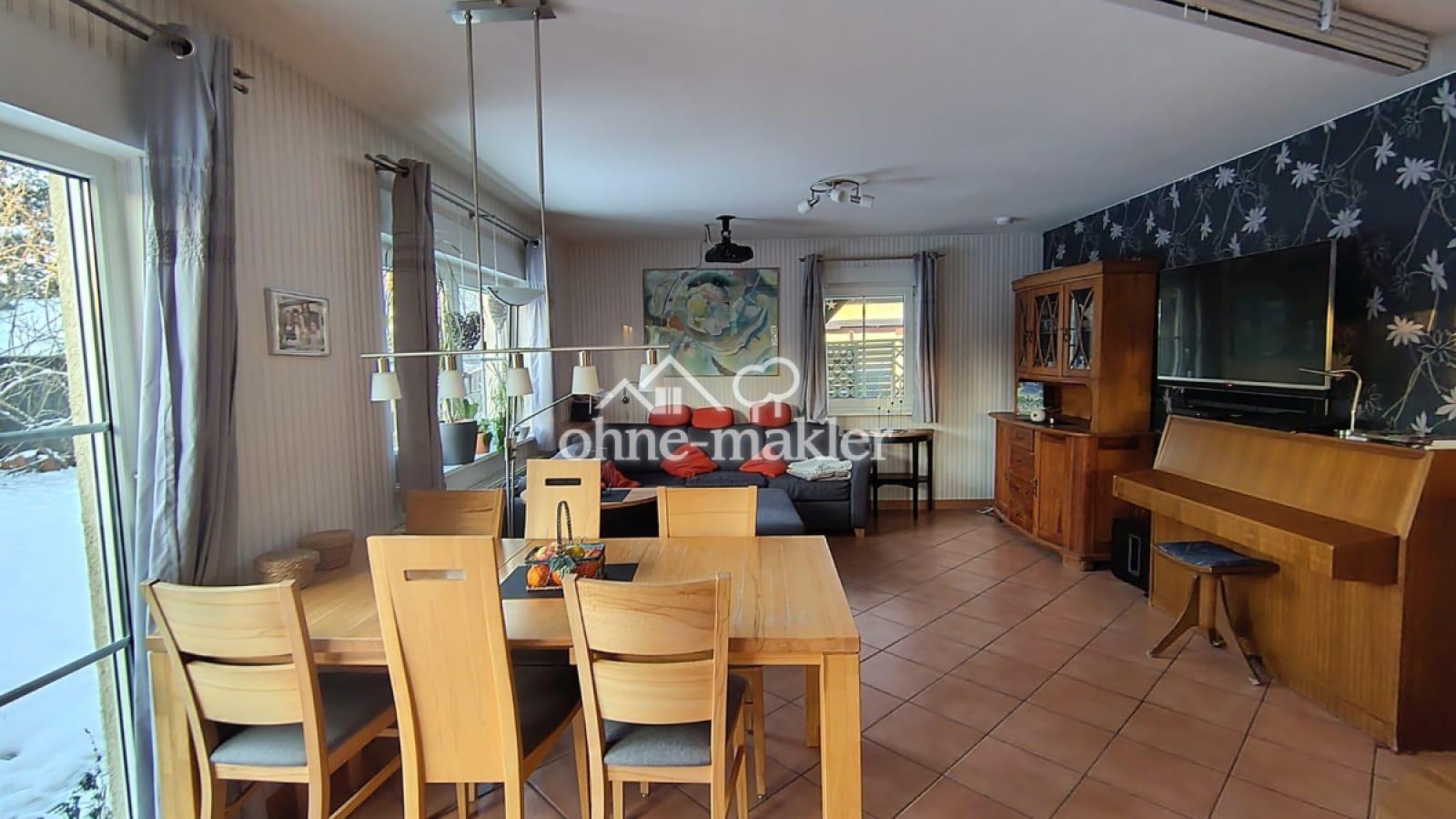 Wohn- und Essbereich