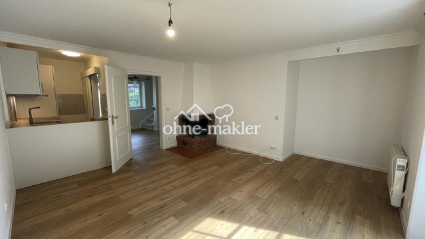 Wohnzimmer mit Kamin