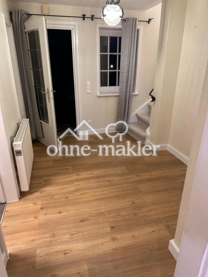 Eingangsdiele mit neueGardinen