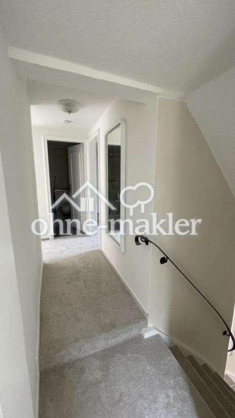 Treppenaufgang/neuer Teppich