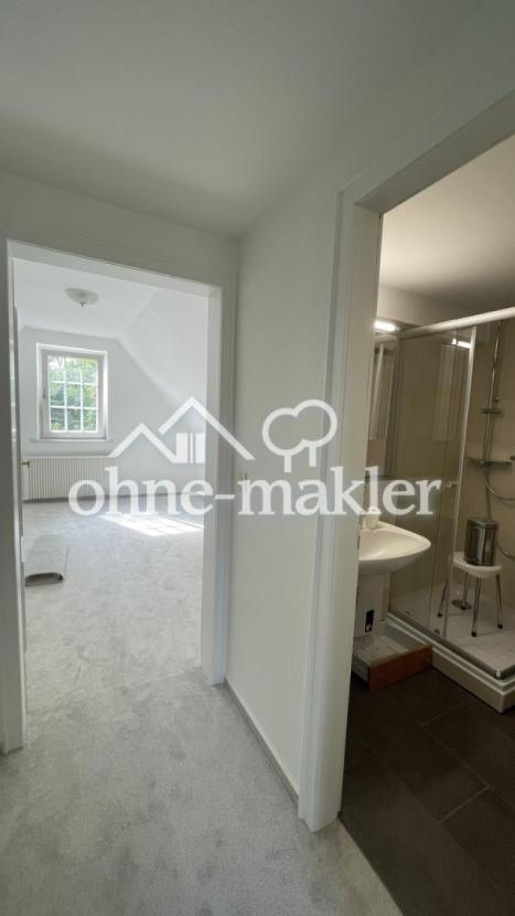SZ im OG mit Duschbad