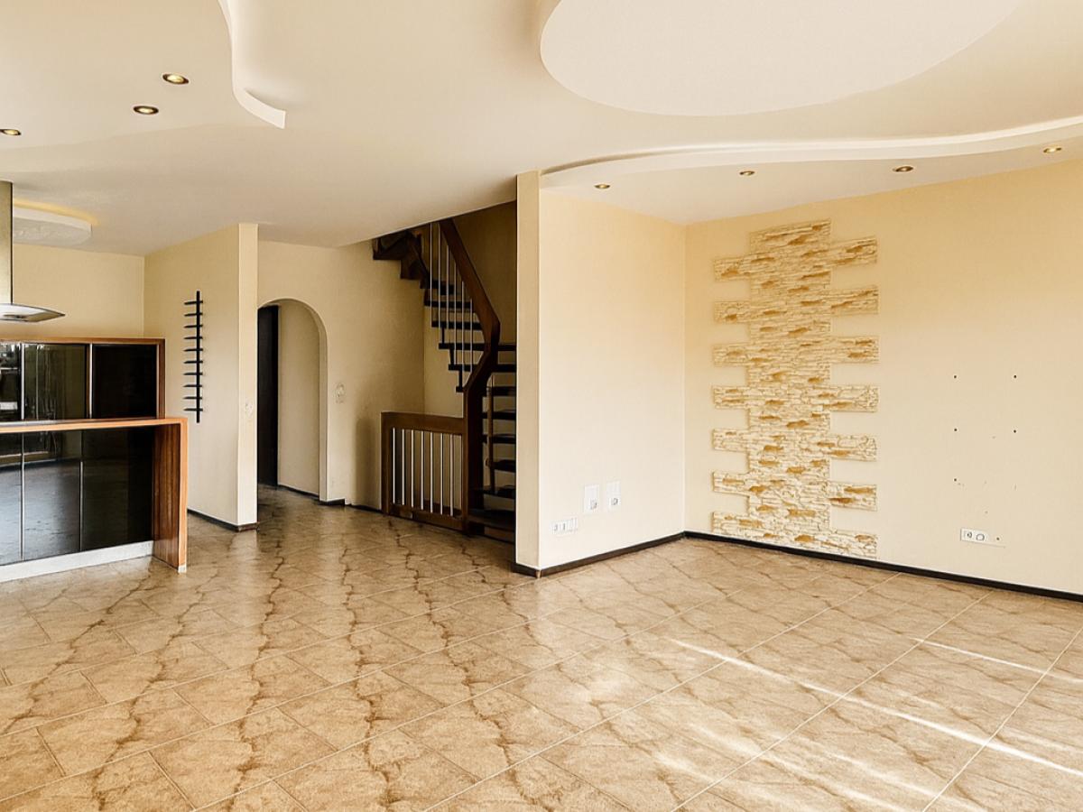 EG Wohnzimmer Blick Eingang