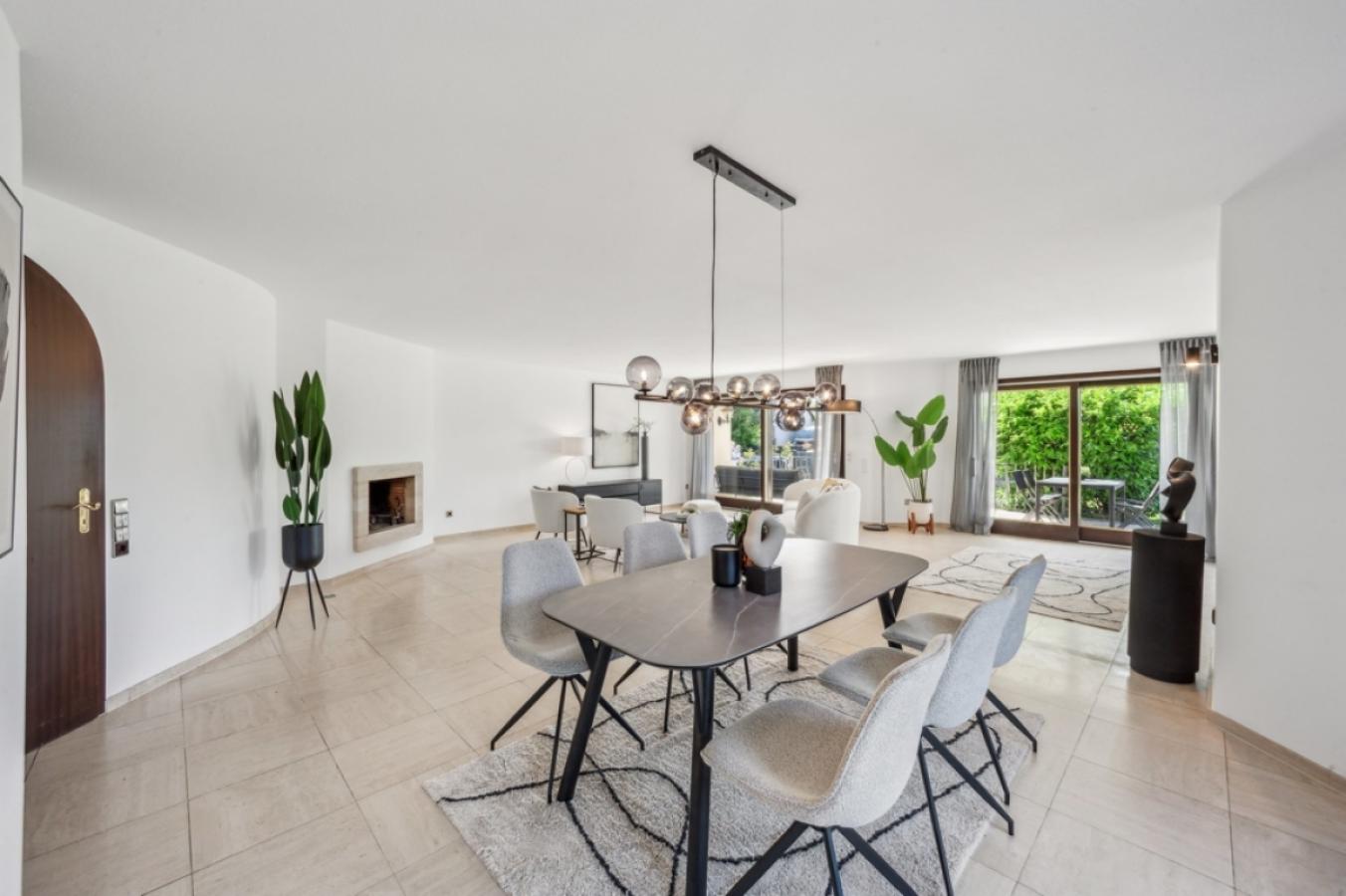 Wohnzimmer EG - Ansicht 1