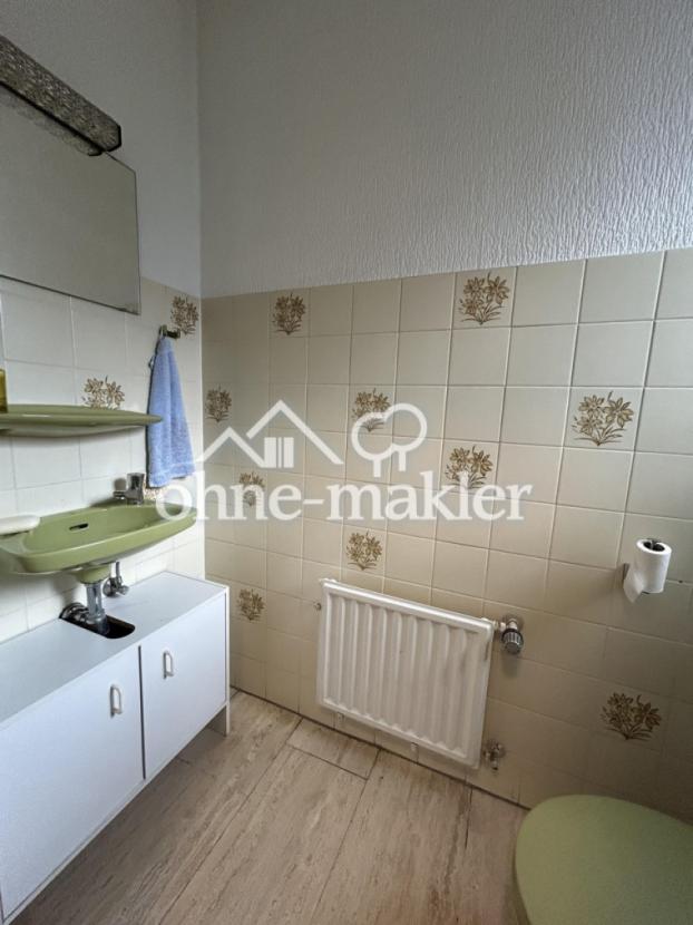 Gäste-WC mit Fenster