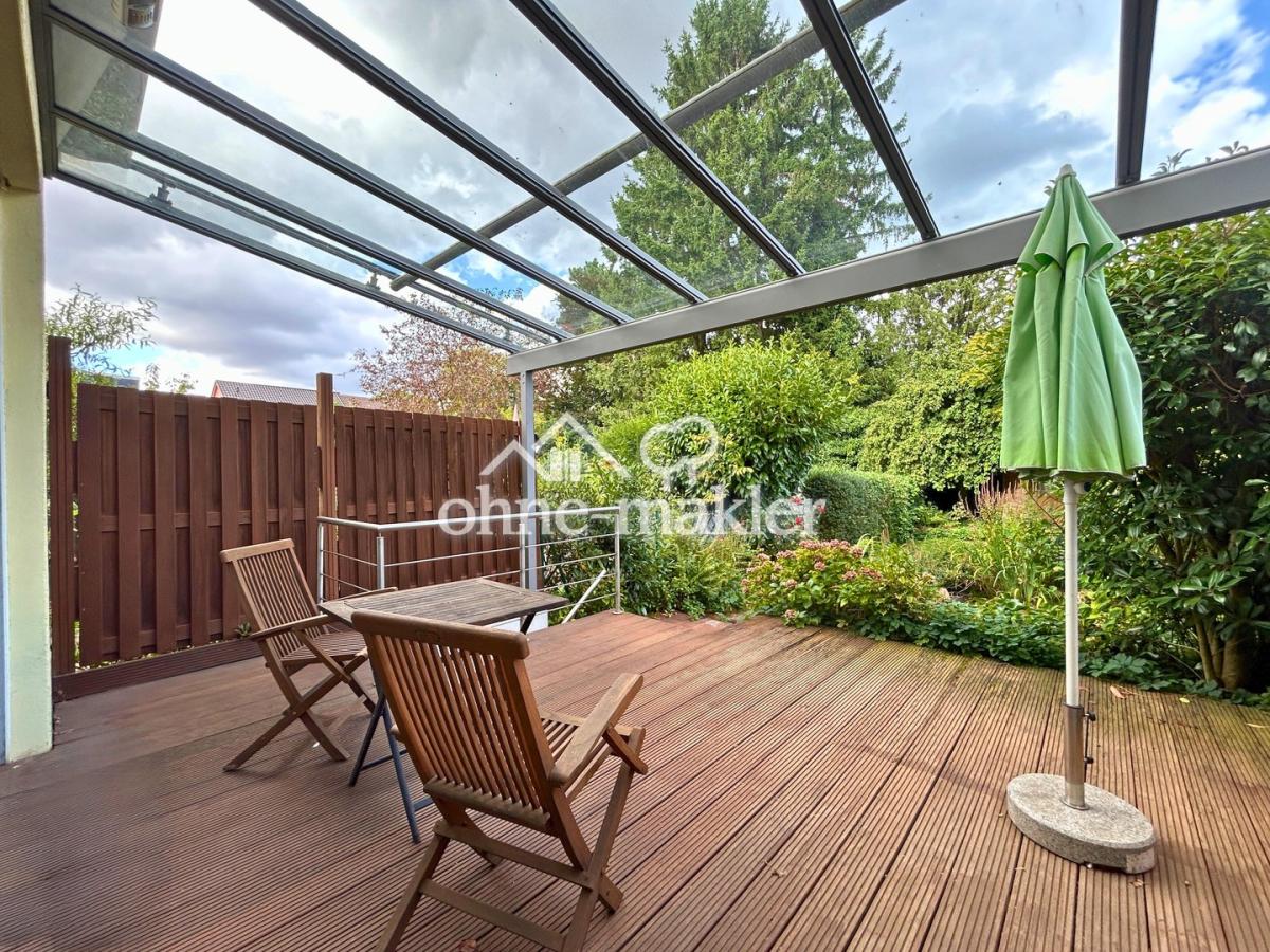 Terrasse mit Überdachung