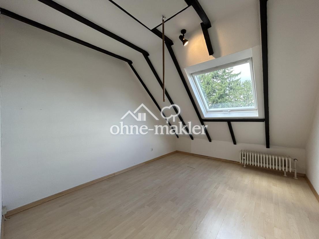 Schlafzimmer / Küche DG