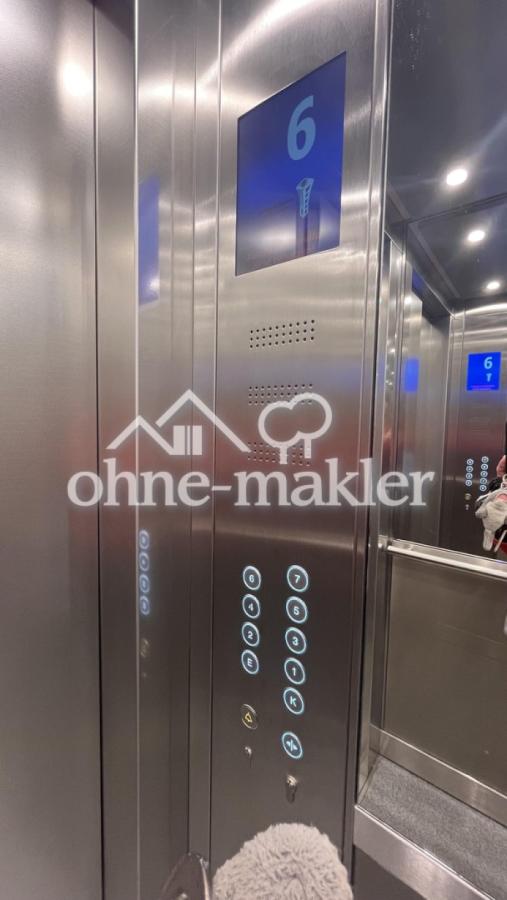Neuer Aufzug - groß 