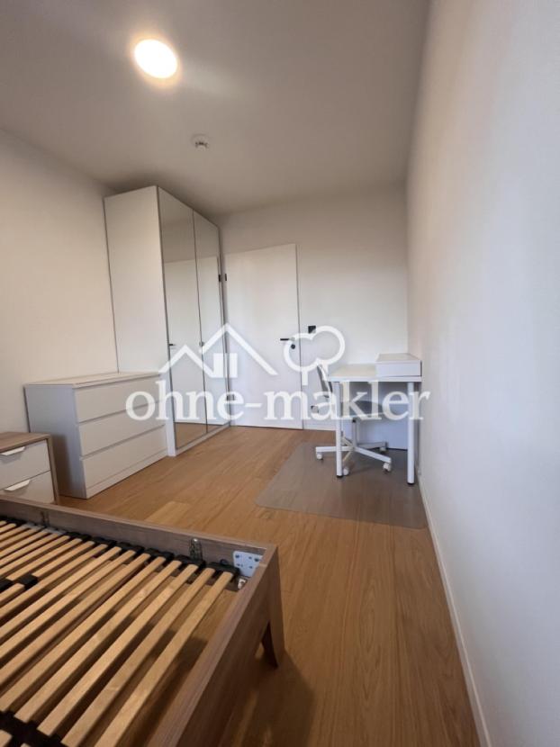 Kinderzimmer vom Fenster aus