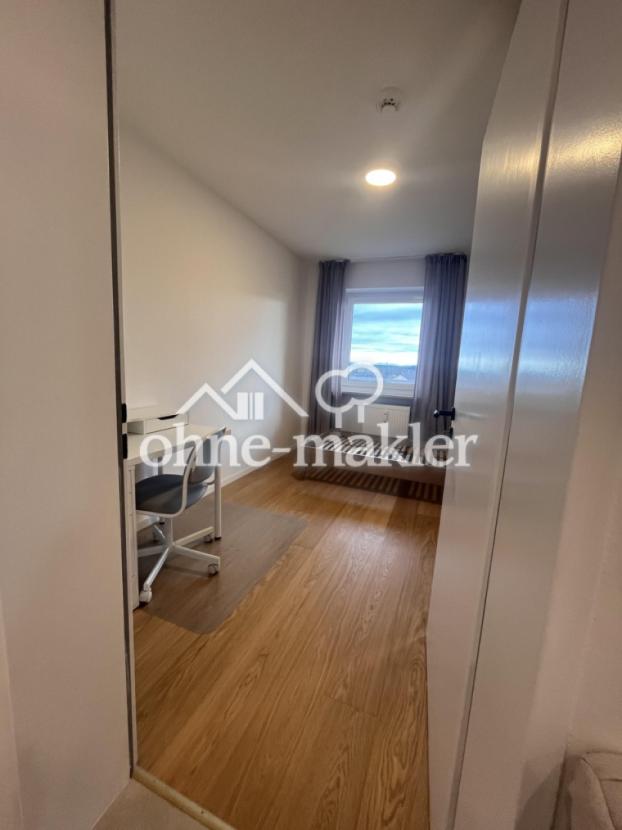 Kinderzimmer von der Türe aus