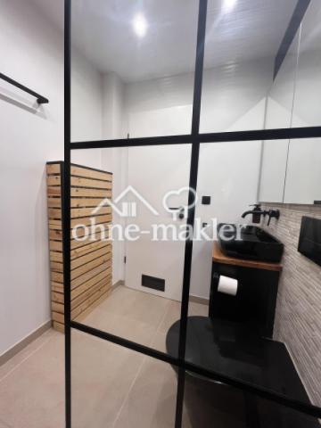 Bad von der Dusche aus