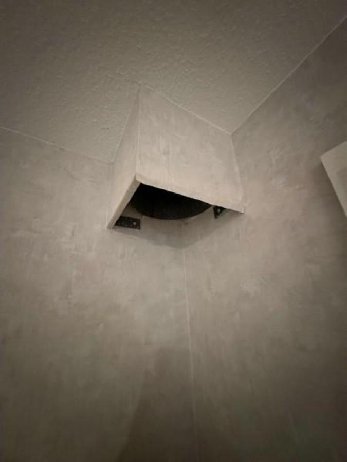 55 Wäscheschacht Bad zu Bad - im KG WM-Anschluß