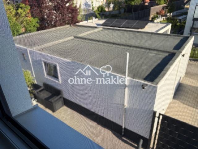 2 Garagen Nord,+ 1 Gartenhaus