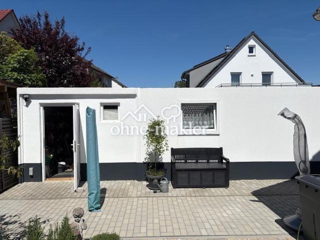 Gartenhaus + Garagen