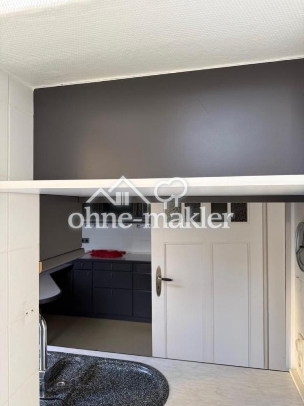 Durchreiche zur Küche