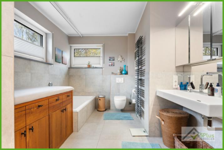 5Plus Immobilien Peter Dondorf Immobilen Einfamilienhaus mit Gewerbehalle Aachen Brand