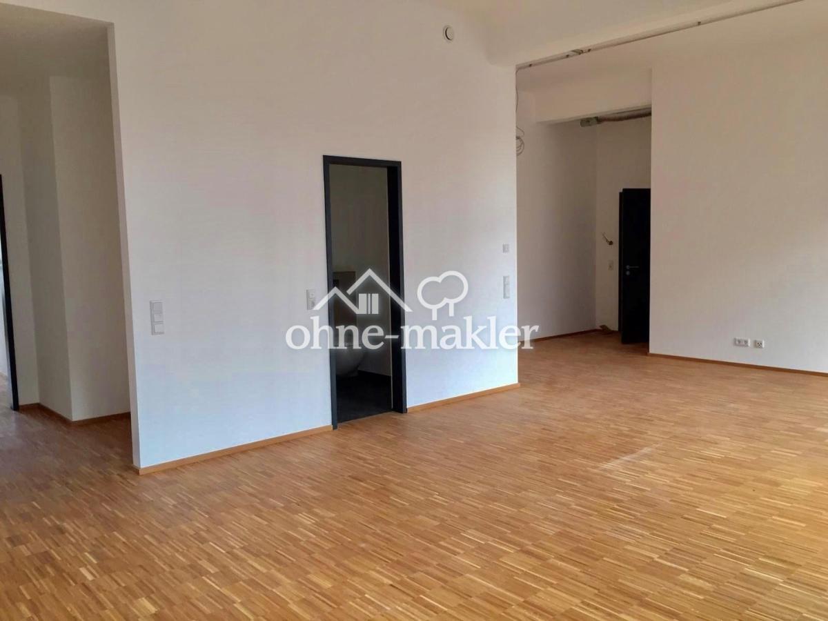 Gästebad und Eingang