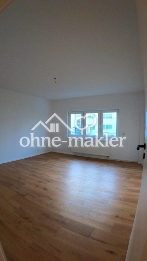 Geräumiges Schlafzimmer