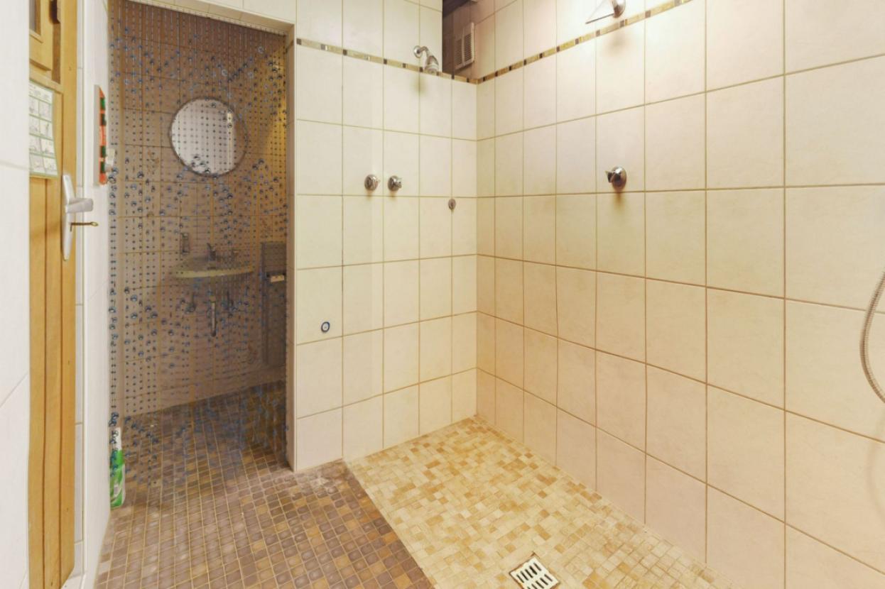 WC, Dusche & Sauna KG