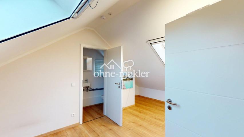 Obere Etage mit Blick zum Bad