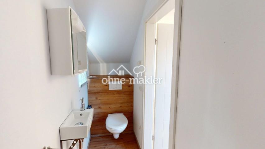 Gäste-WC in oberer Etage