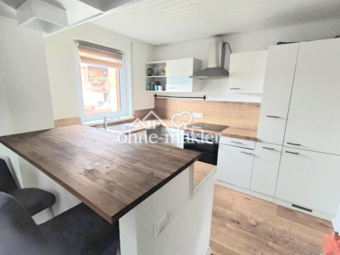 Offene Küche mit Einbauküche