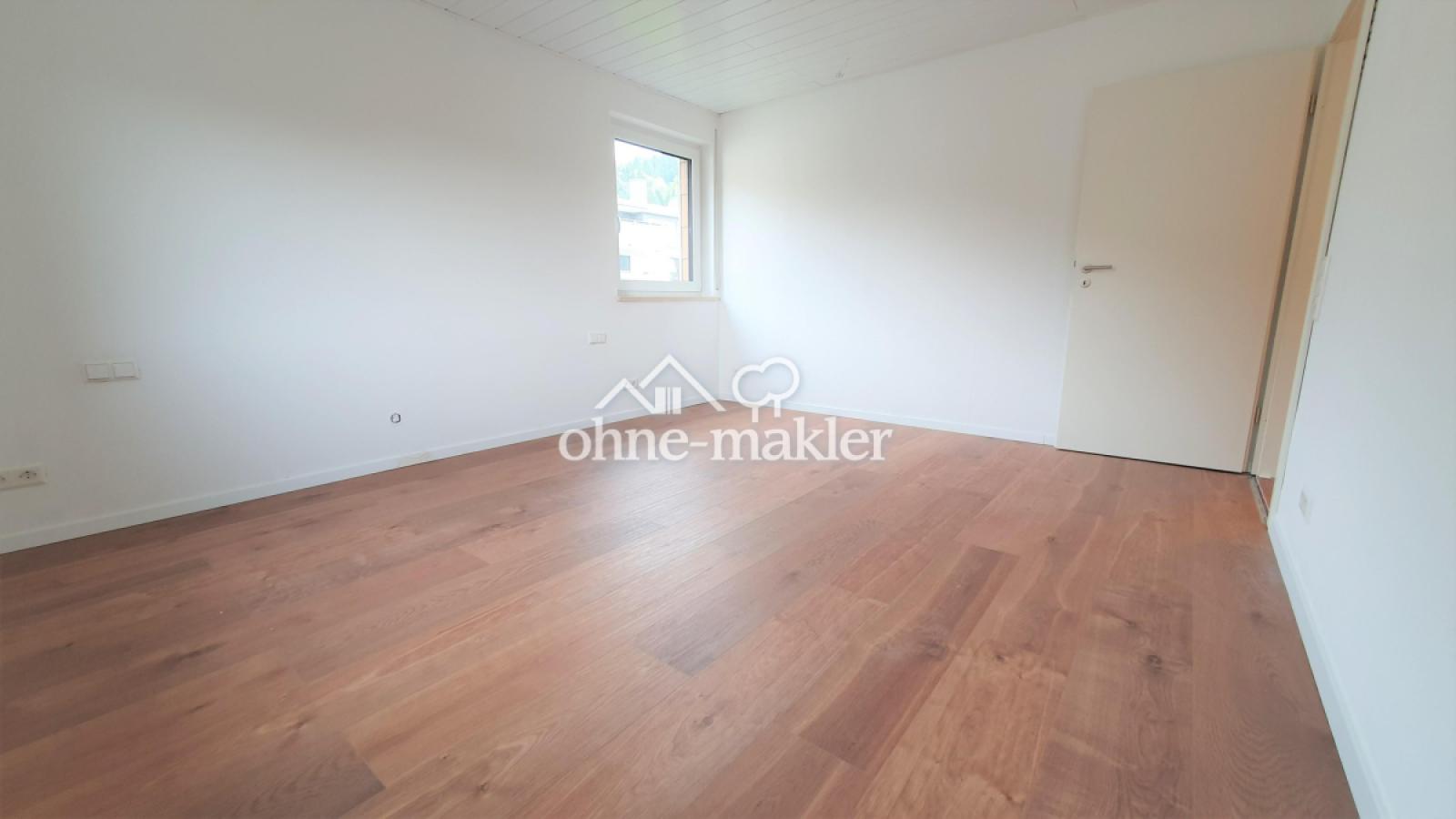 Kinder-/Gäste-/Arbeitszimmer