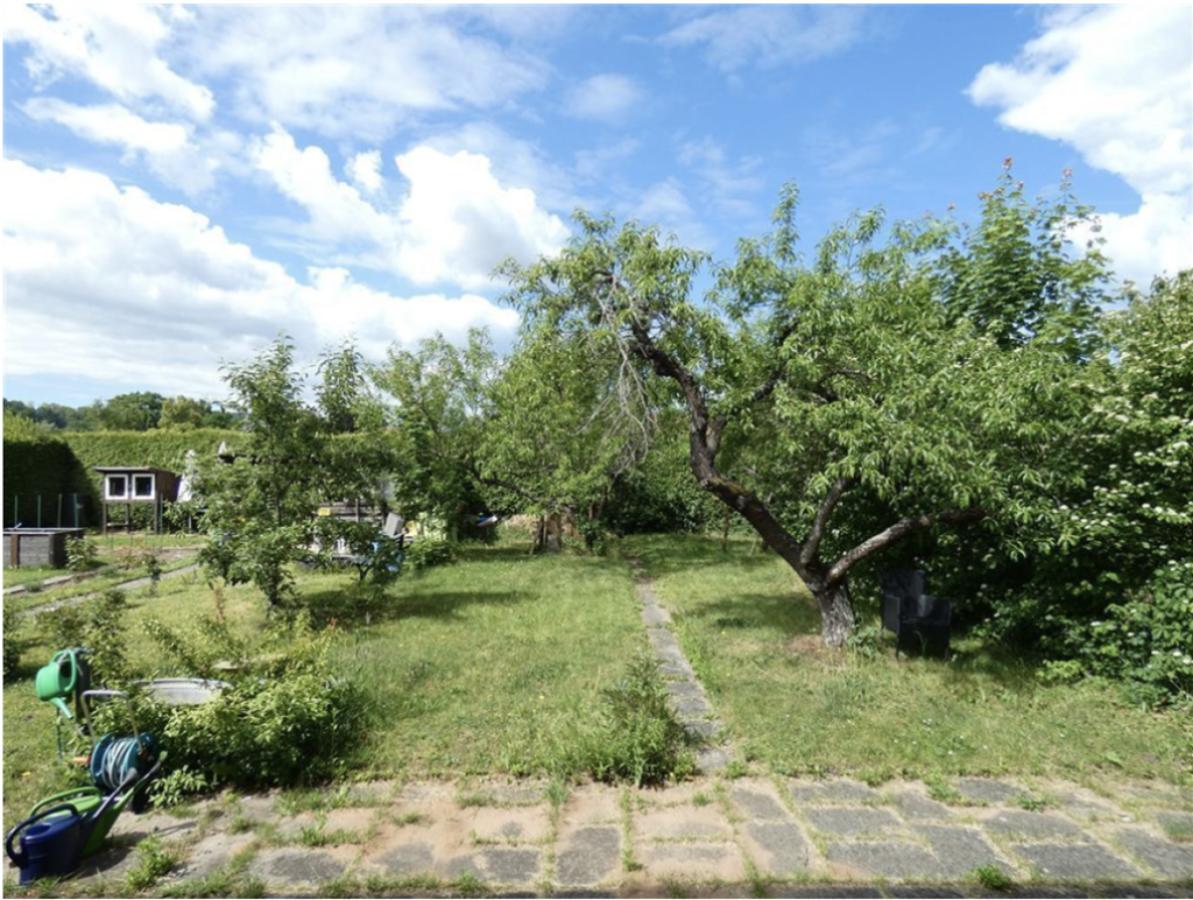 Gartenanteil kl. und gr. Wohnung