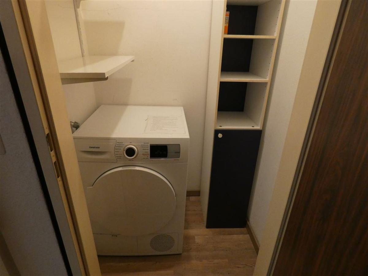 Abstellraum mit Trockner