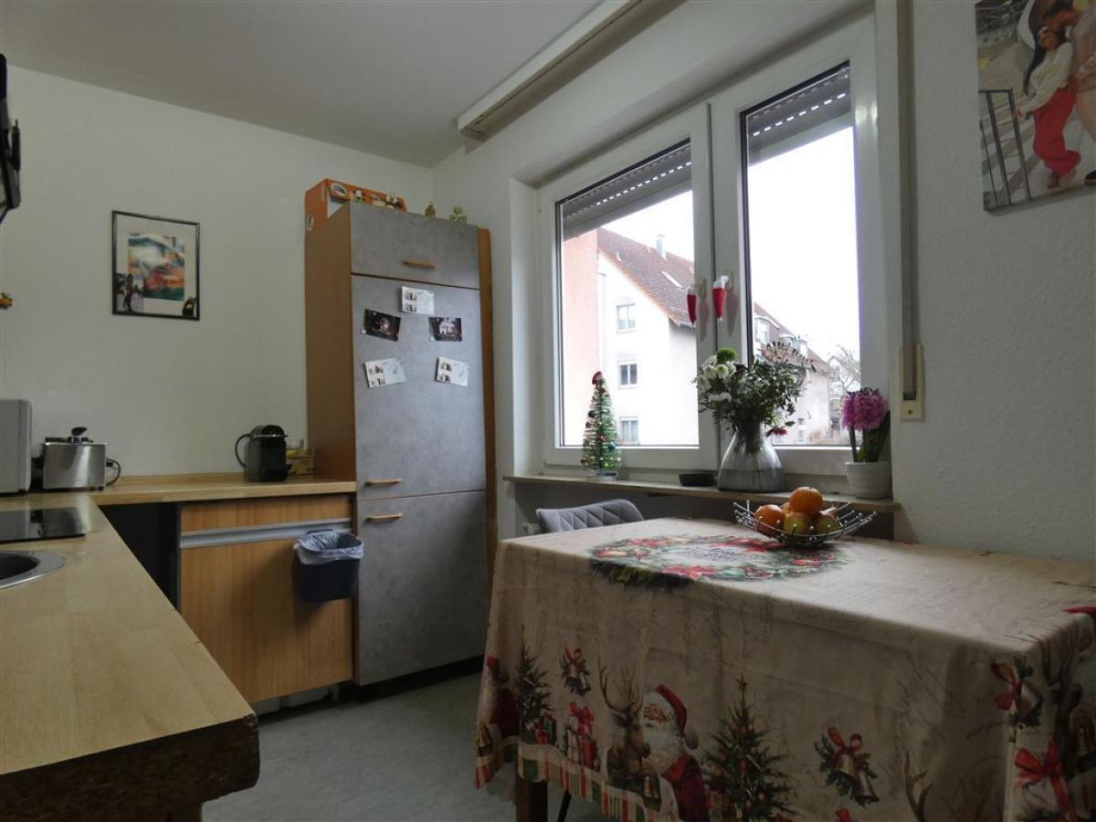 Einbauküche mit Elektrogeräten