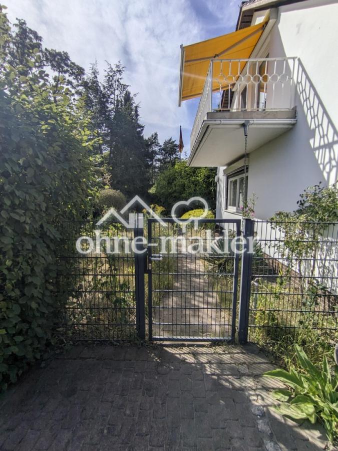 Südlicher Gartenzugang