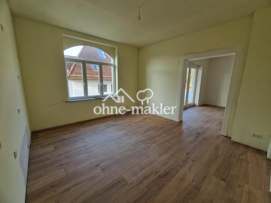 Küche / zum Wohnzimmer