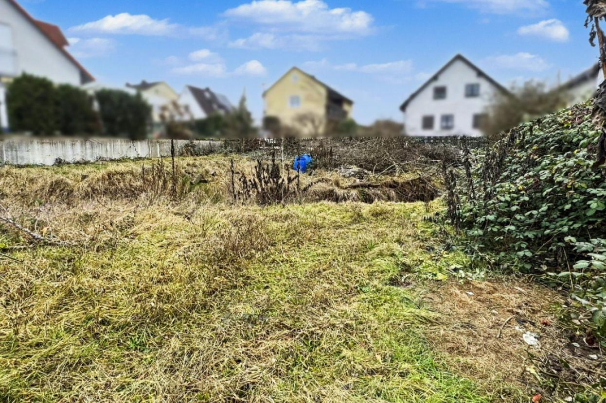 Grundstück 1