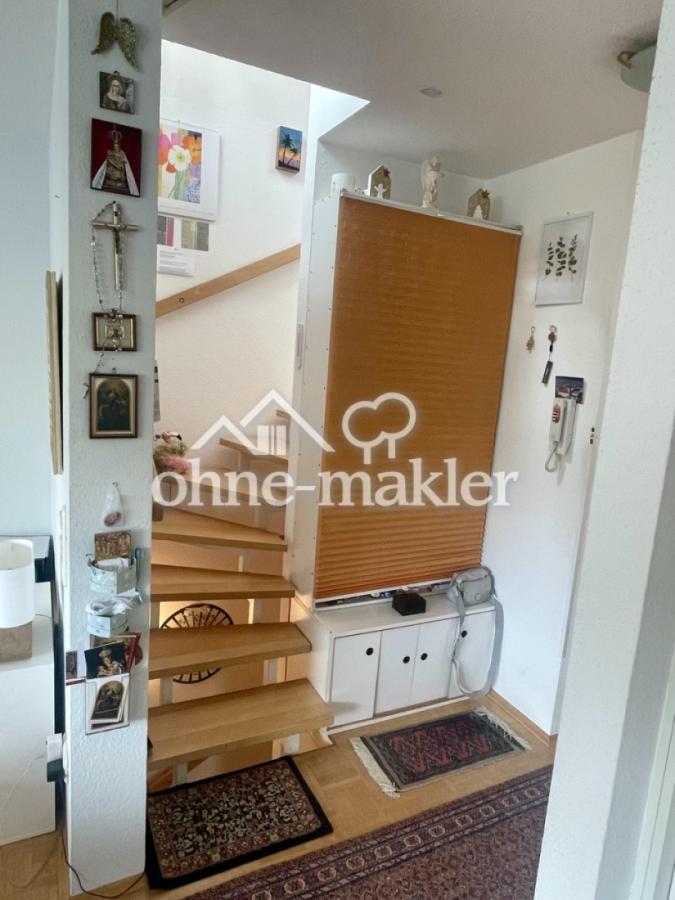 Treppenaufgang zum DG