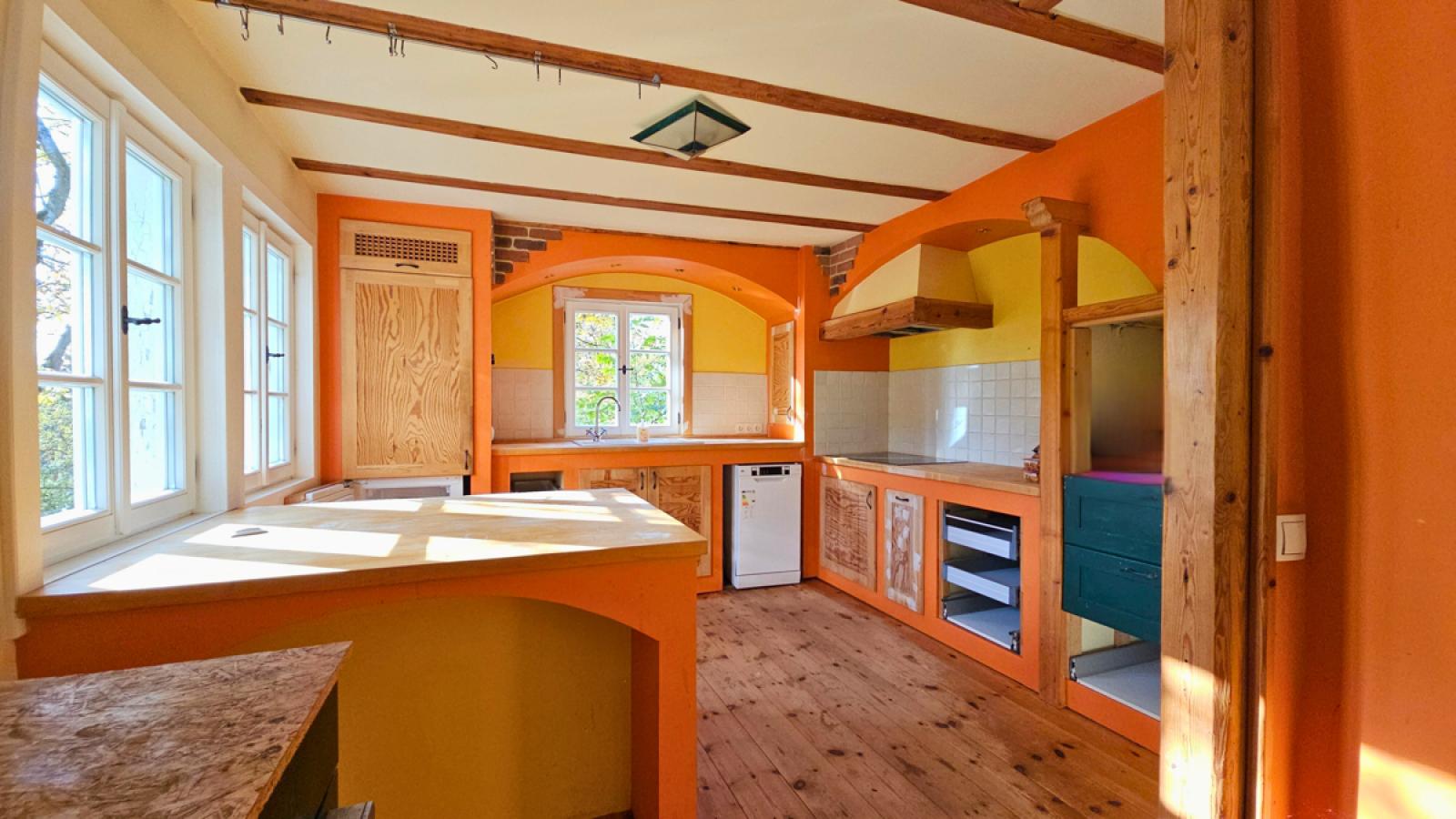 Einbauküche passend zum Haus