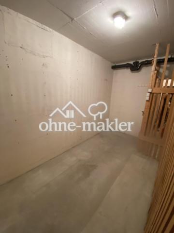 Keller Blick zur Türe