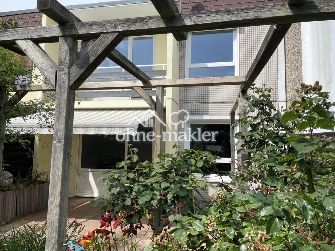 Blick auf Terrasse Markise