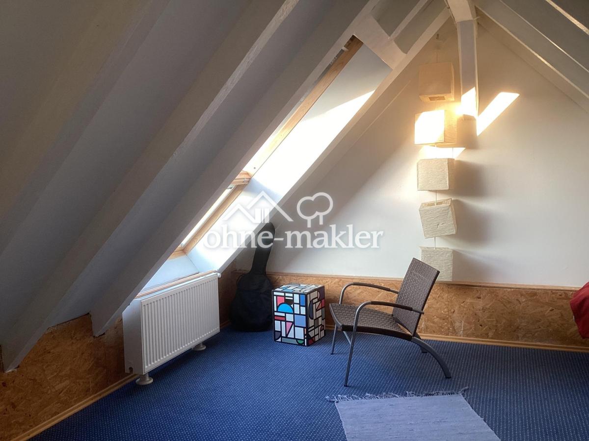 Mehrzweckraum im Spitzboden