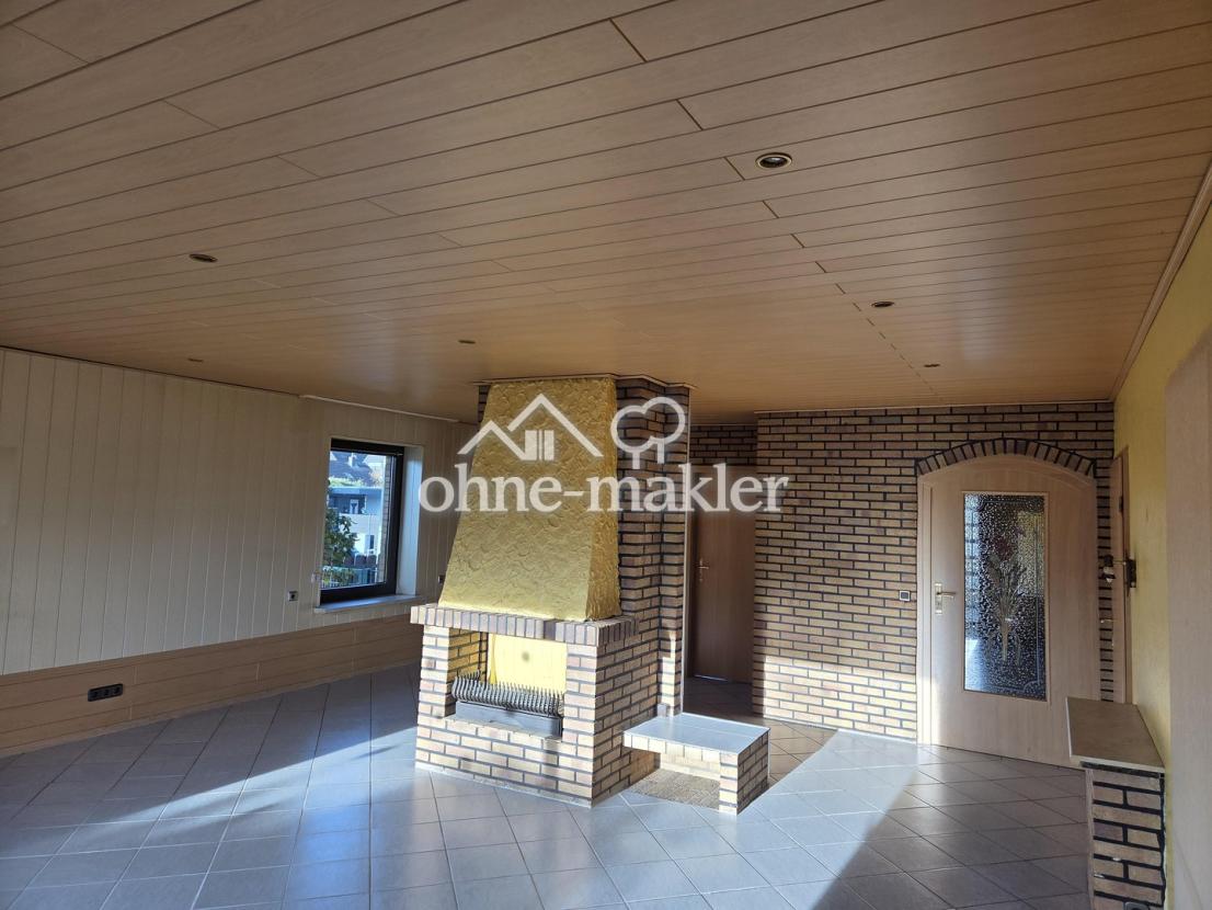 das großzügiges Wohnzimmer