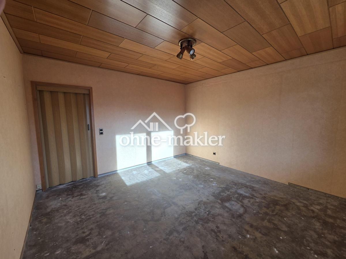 das andere Schlaf-/Kinderzimme