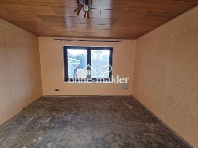 das andere Schlaf-/Kinderzimme