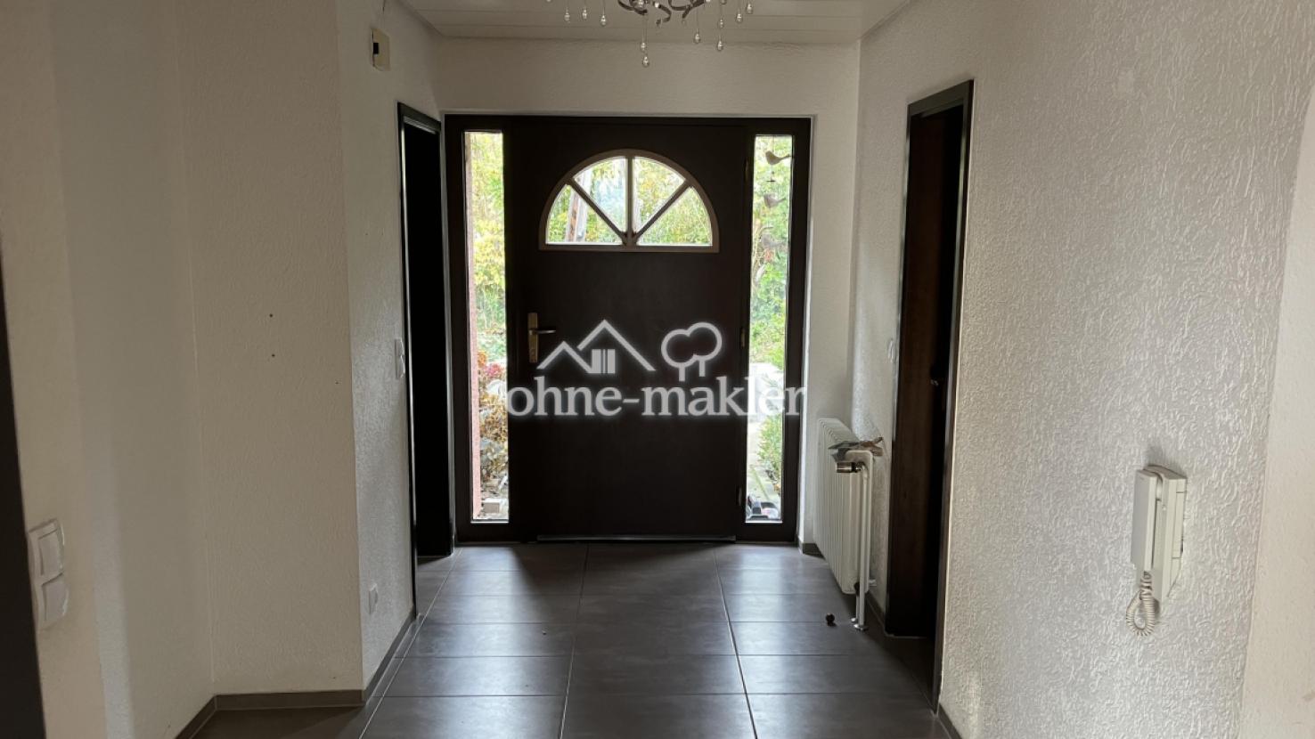 Eingang innen Hauptwohnung