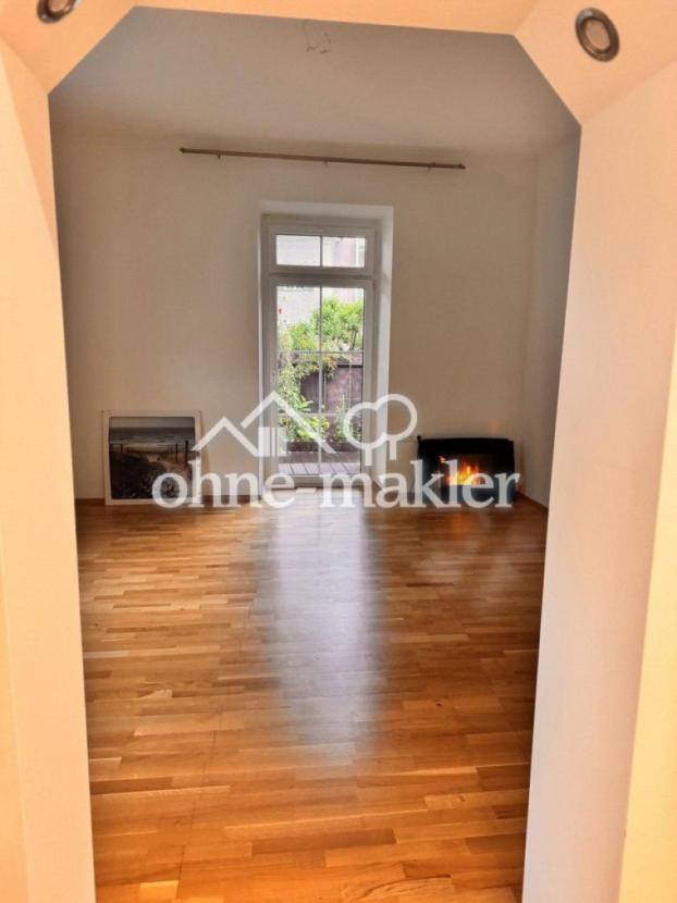 Blick Wohnzimmer -> Terrasse