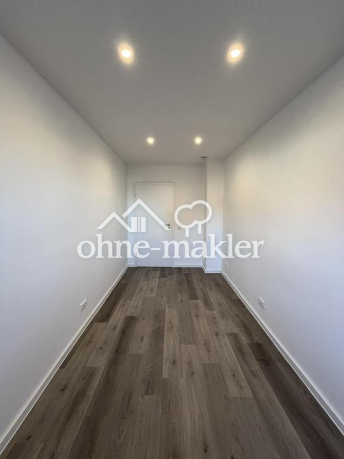 Kinder-, Arbeitszimmer