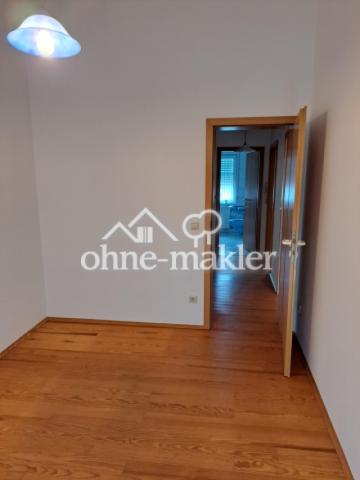 OG Zimmer 2 mit Balkonzugang